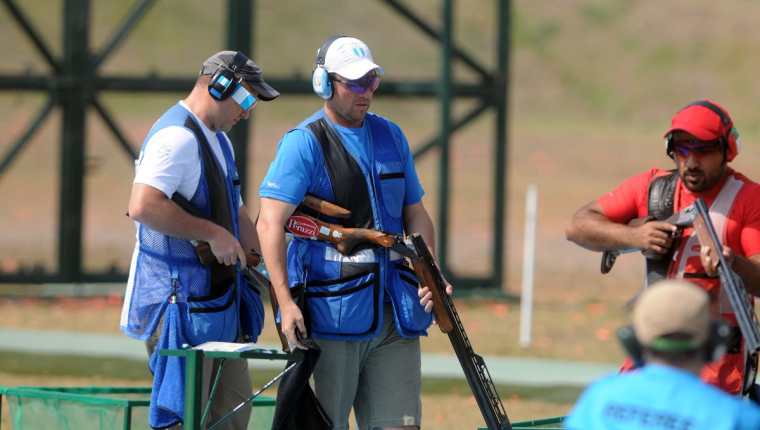 Hebert y Enrique Brol durante el entrenamiento de este martes en Río. (Foto Prensa Libre: Jeniffer Gómez)