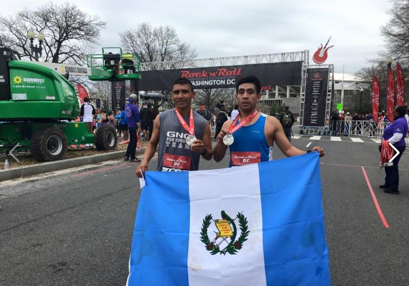 Alfredo Arévalo conquista el Maratón de Washington