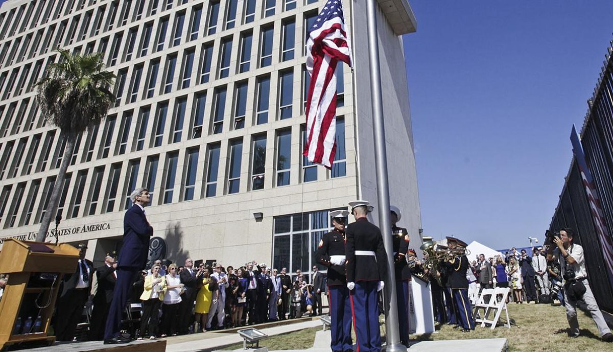 EE.UU. y Cuba celebran la reapertura de embajada el 14 de agosto del 2015 en La Habana. (Foto Prensa Libre: AFP).