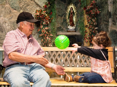 La vejez representa un reto y la familia es un soporte esencial. (Foto Prensa Libre: Érick Ávila)