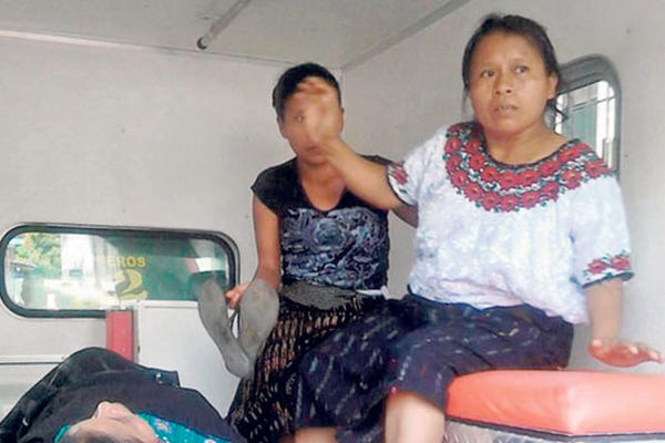 Los heridos fueron trasladados a un hospital privado por socorristas. El partido Líder aseguró que se hará cargo de los gastos médicos de las víctimas.