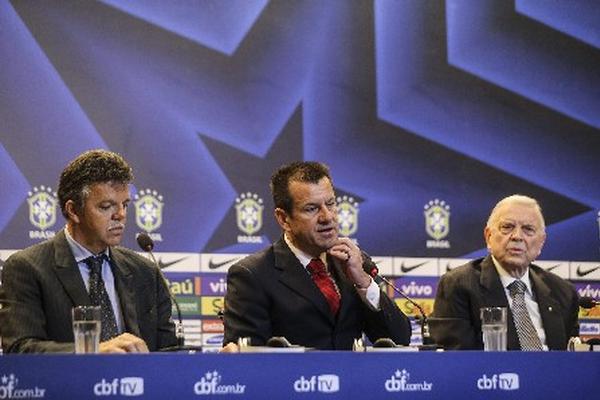 Dunga fue nombrado como entrenador de la selección de Brasil. (Foto Prensa Libre: EFE)