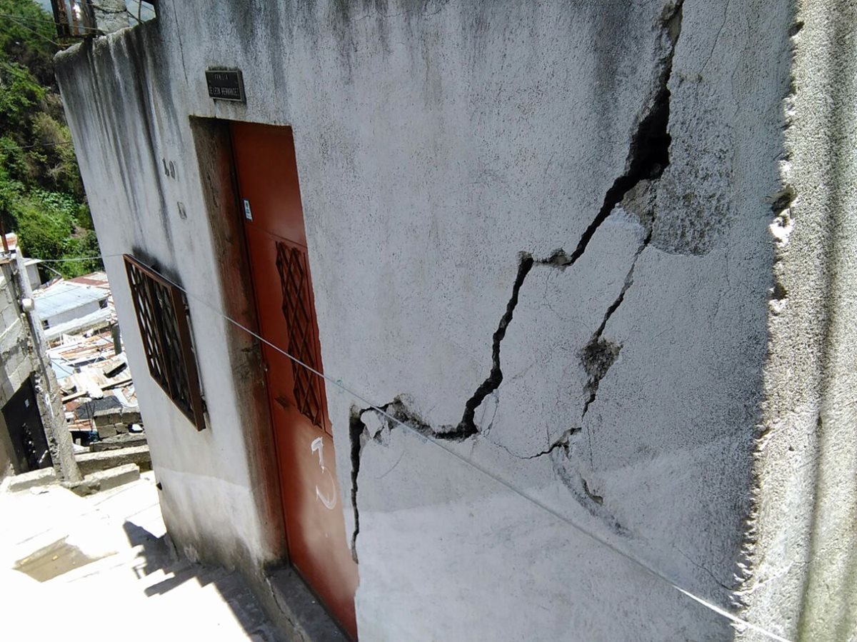 Una de las viviendas afectadas en el asentamiento Jesús de la Buena Esperanza, en la zona 6. (Foto Prensa Libre: Estuardo Paredes)
