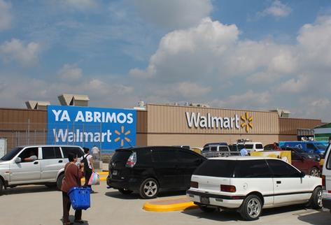 La tienda espera atender a más de 200 mil familias de los sectores aledaños. (Foto Prensa Libre: Hemeroteca PL)