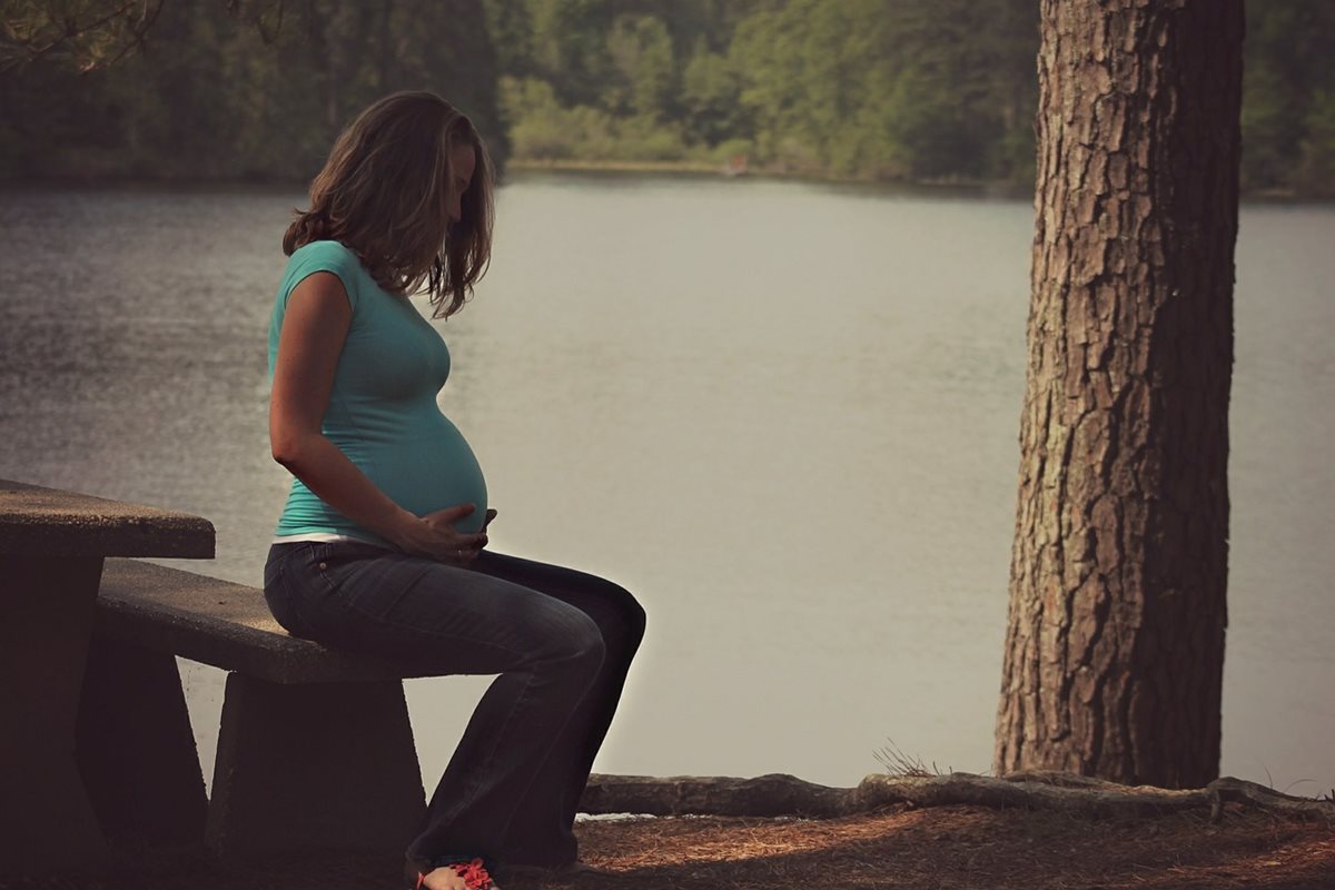 Cómo enfrentar las molestias del embarazo. (Foto Prensa Libre: Pixabay)
