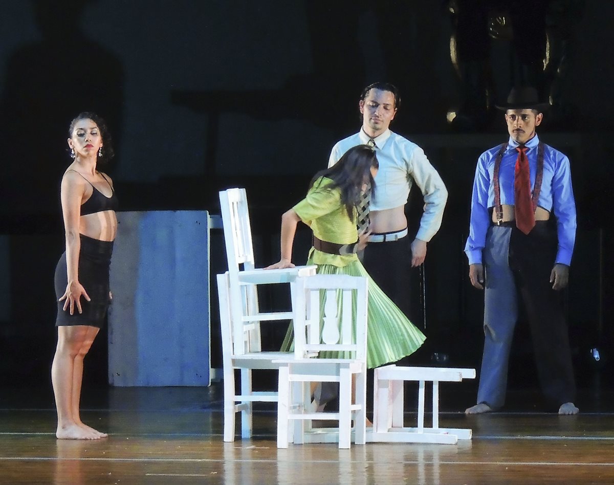 Diversas actividades artísticas se desarrollan para conmemorar la inauguración del recinto cultural. (Foto Prensa Libre: Cortesía Ballet moderno y Folklórico)