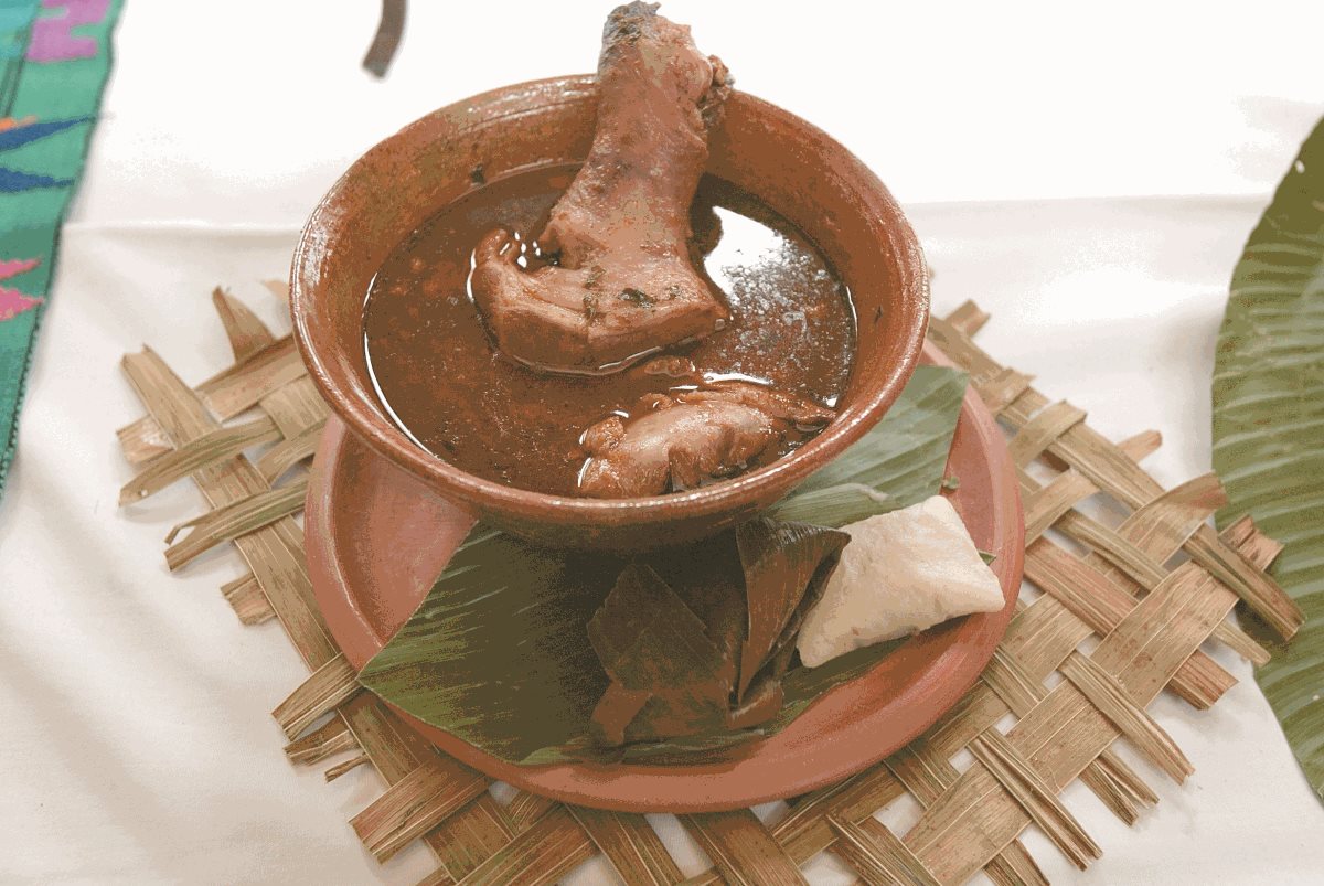 El tradicional kaq ik no se puede dejar de degustar si se viaja a las Verapaces. (Foto Prensa Libre: Hemeroteca PL)