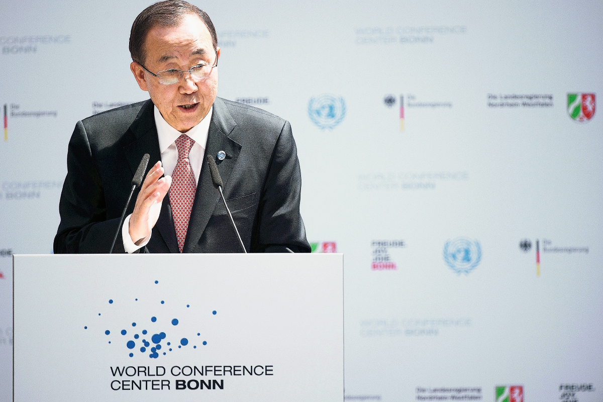 El secretario general de la ONU, Ban Ki-moon, pronuncia un discurso en Bonn, Alemania. (Foto Prensa Libre:AP).