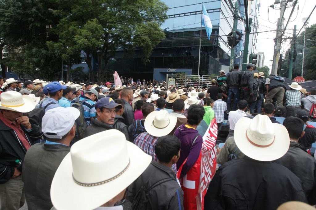 Los agricultores piden apoyo al sector caficultor. (Foto Prensa Libre: Álvaro Interiano)