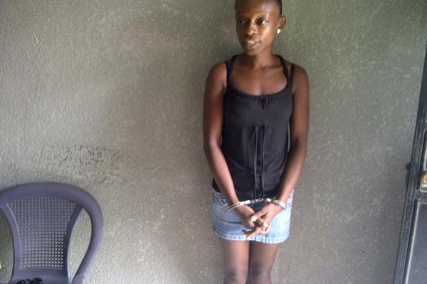 Irma Odette Bermúdez Gregorio es sindicado de los delitos de asociación ilícita y plagio o secuestro. (Foto Prensa Libre: PNC)