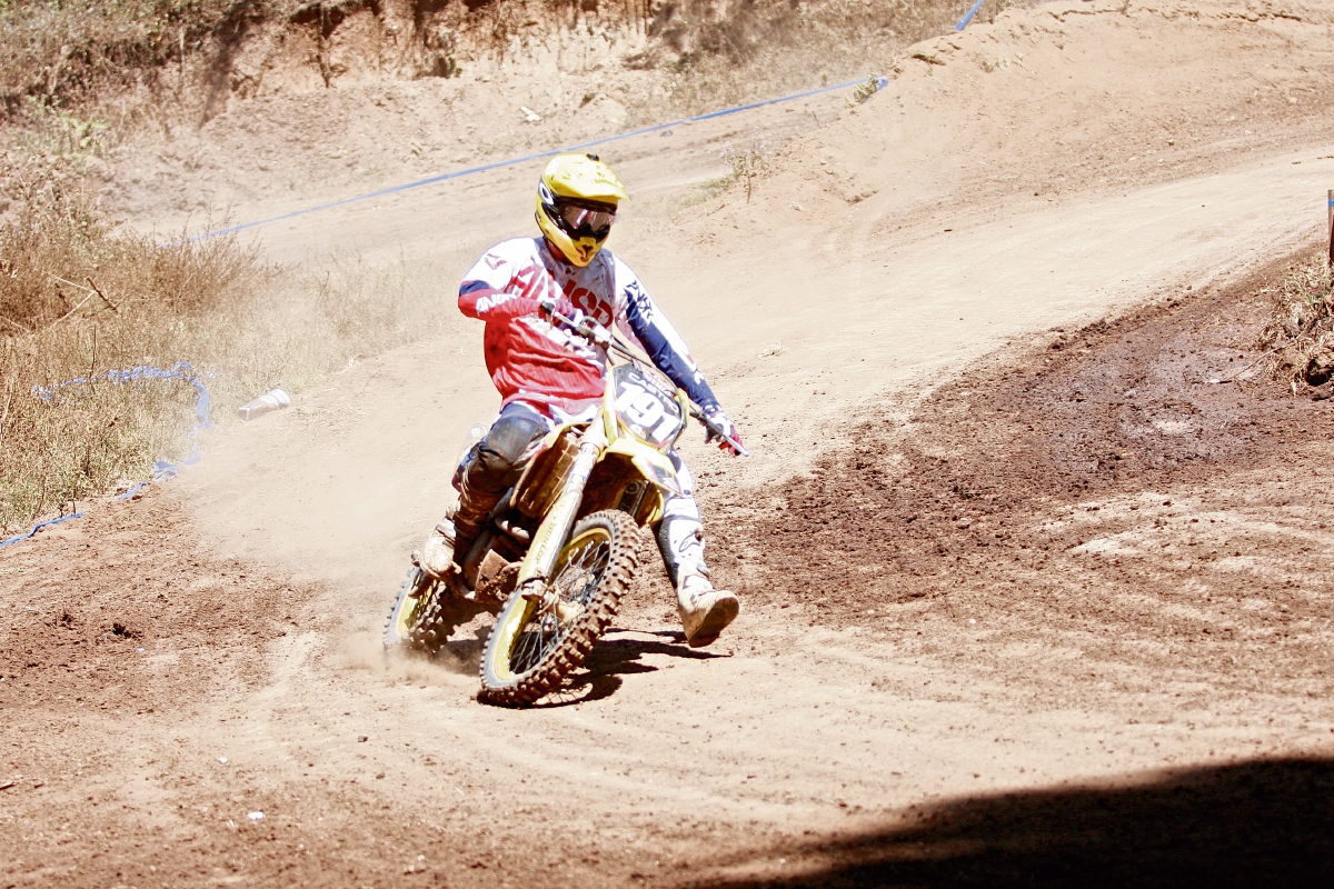 Roberto Castro de Costa Rica fue el dominador de las categorías MX2 A 250cc y MX1 A 450cc. (Foto Prensa Libre: Jesús Cuque)