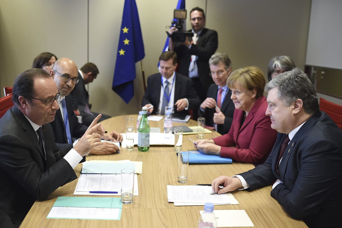 Líderes europeos reunidos en el marco de la Cumbre de líderes de la Unión Europea en Bélgica. (Foto Prensa Libre: EFE).