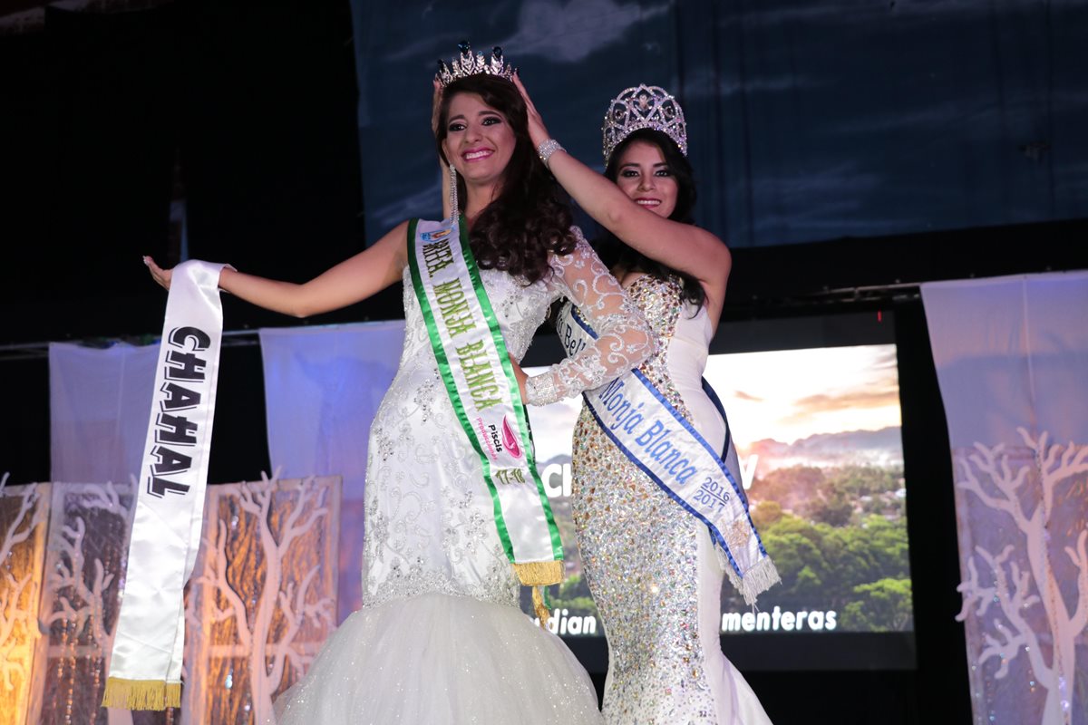 Maryuri Mariela Portillo Hidalgo fue electa Nuestra Belleza Monja Blanca 2017-2018. (Foto Prensa Libre: Eduardo Sam)