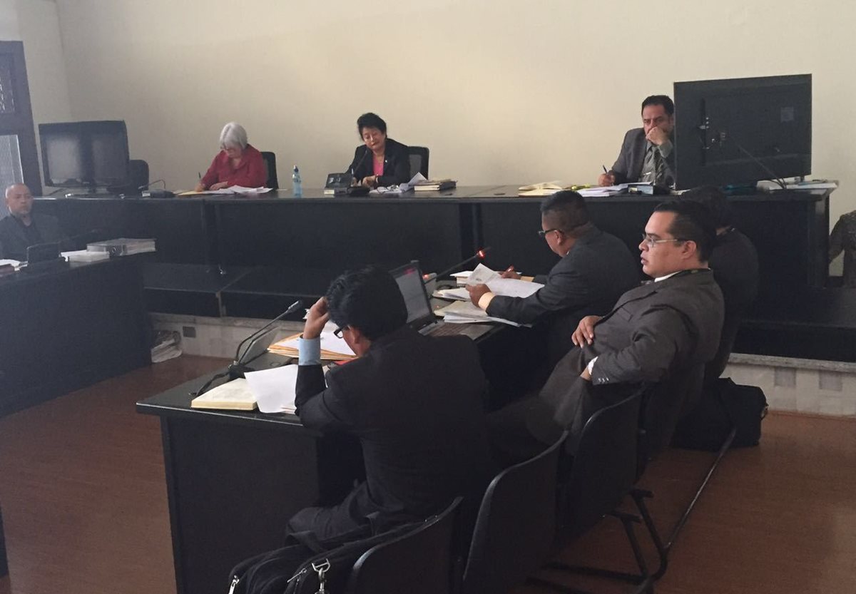 familiares y activistas de derechos humanos consideran a los detenidos como presos políticos. (Foto Prensa Libre: Jerson Ramos