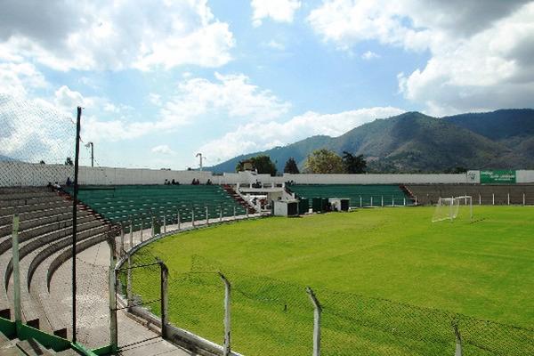 El   techado e iluminación del estadio Pensativo  fue cambiado por  tubería de agua en la ciudad, lo cual  no se llevó a cabo.