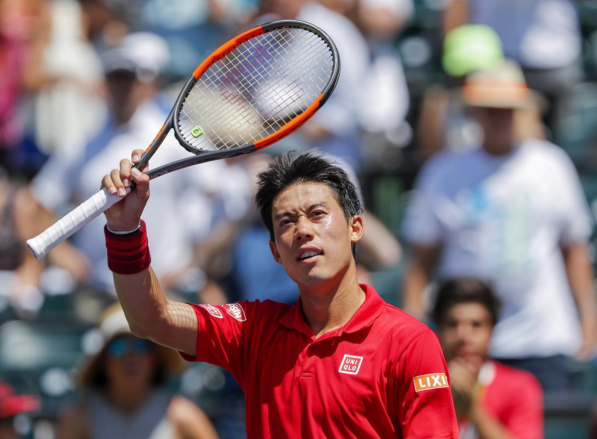 Nishikori celebra luego de dejar en el camino a Verdasco. (Foto Prensa Libre: EFE)
