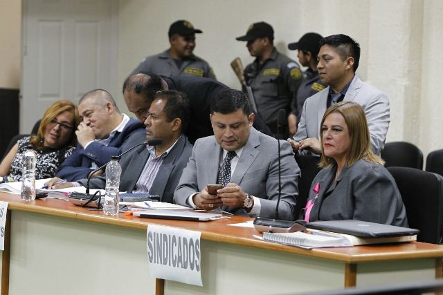 Carlos Rodas, Santos Torres y Anahy Keller, acusados en el caso Hogar Seguro. (Foto Prensa Libre: Paulo Raquec)