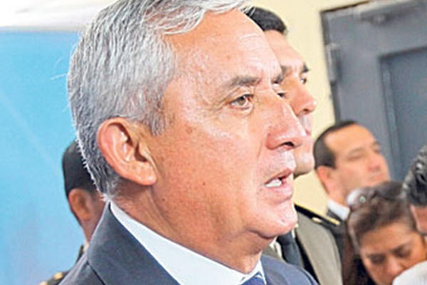 Pérez Molina dice que hay riñas entre pandillas.