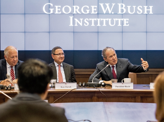 El pasado miércoles empezó la primera reunión de La Iniciativa de Crecimiento Económico del Instituto George W. Bush-SMU, parte del Proyecto de Prosperidad de América Central. (Foto Prensa Libre: Cortesía)
