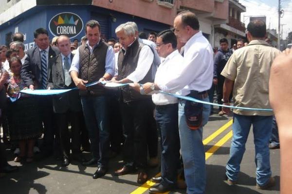Se espera que la carretera beneficie a 90 mil personas. (Foto Prensa Libre: Genner Guzmán)