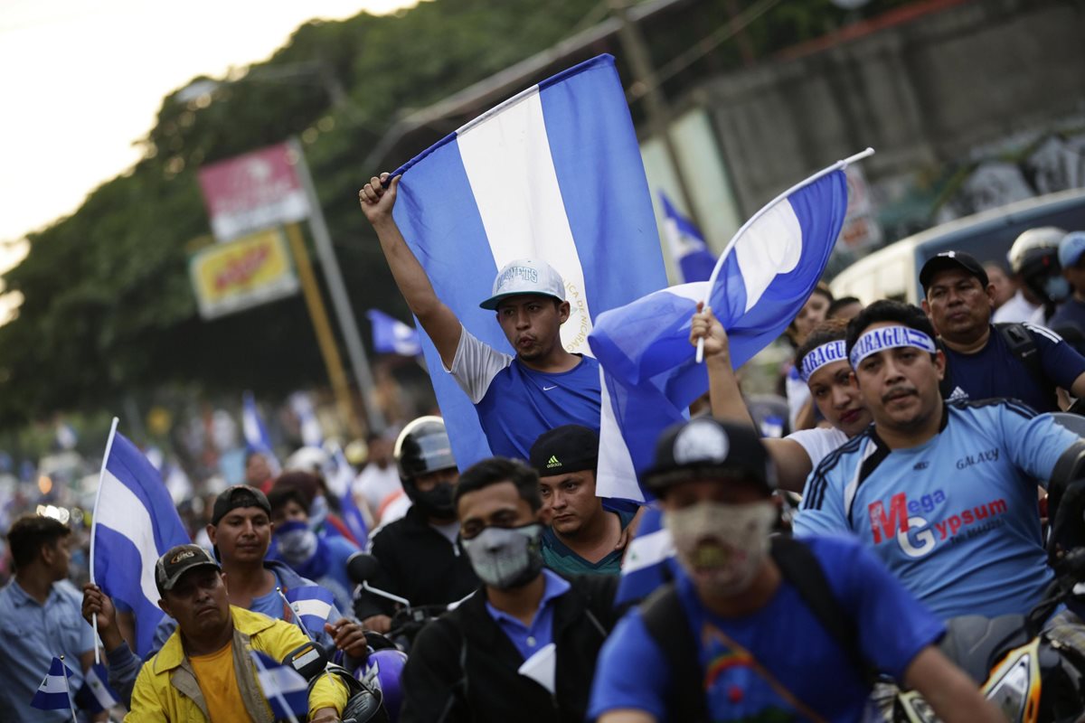 Nicaragua cumple 34 días de una crisis que ha dejado 76 muertos, según cifras de la Comisión Interamericana de Derechos Humanos. (Foto Prensa Libre: EFE)