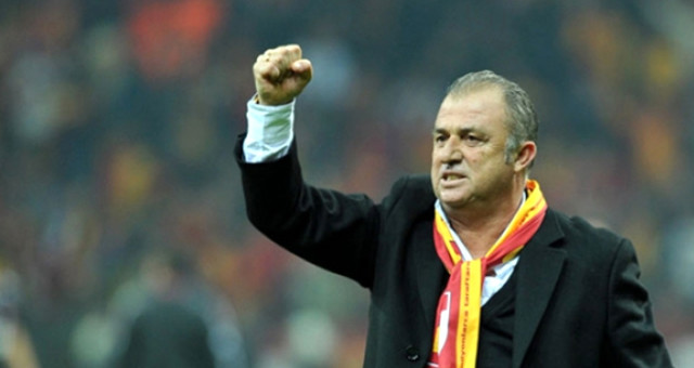 Fatih Terim, entrenador de Turquía recibirá un pago por indemnización. (Foto Prensa Libre: AFP)