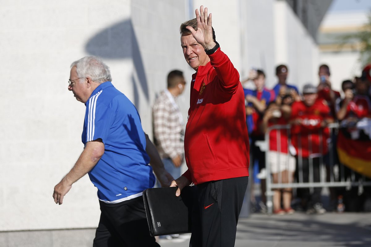 Louis van Gaal en la gira del Manchester United por Estados Unidos. (Foto Prensa Libre: AFP)