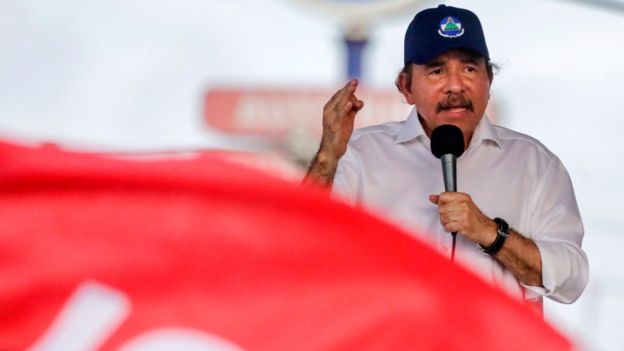 Los manifestantes han pedido la renuncia de Ortega, cuyo gobierno les acusa de intentar derrocarle. FOTO: GETTY IMAGES