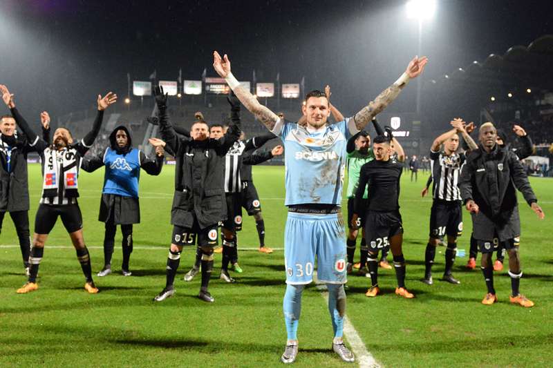 El Angers es uno de los equipos "sensación" de la Ligue 1. (Foto Prensa Libre: AFP)