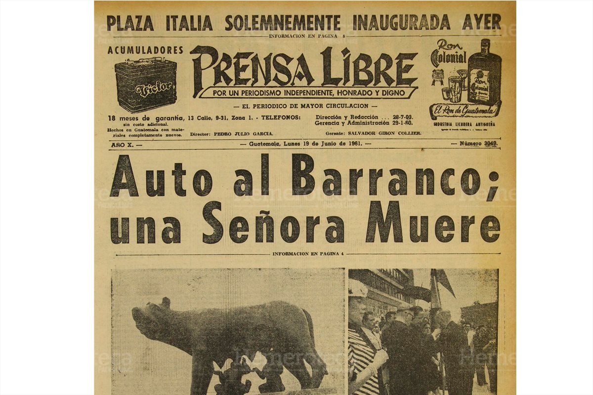 Portada de Prensa Libre del 19/6/1961 informa sobre la inauguración de la Plaza Italia situada frente al palacio municipal. (Foto: Hemeroteca PL)
