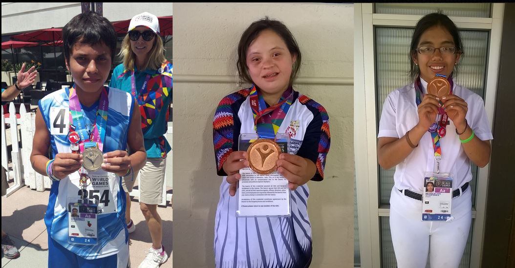 Los atletas muestran con orgullo sus medallas. (Foto Prensa Libre: COG)