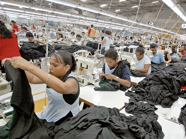 Las ventas de textiles reportaron una caída en 2016. (Foto Prensa Libre: ESBIN GARCIA)