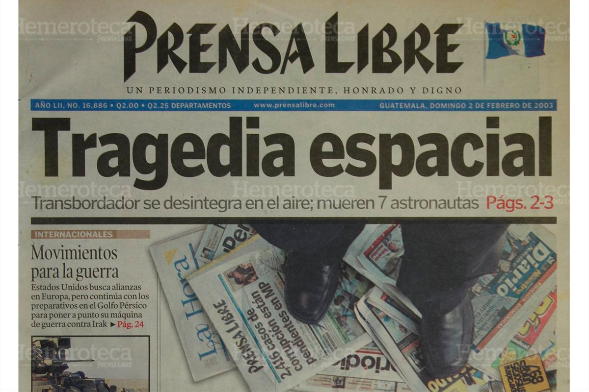 Portada del 02/02/2003 Transbordador se desintegra al entrar a la atmósfera terrestre. (Foto: Hemeroteca PL)