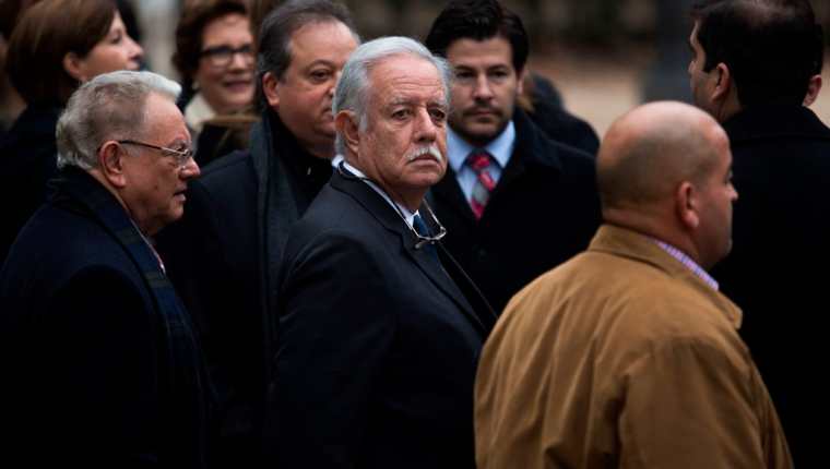 El exbinomio presidencial declaró en defensa de Carlos Vielmann en la Audiencia Nacional de España. (Foto Prensa Libre: AP)