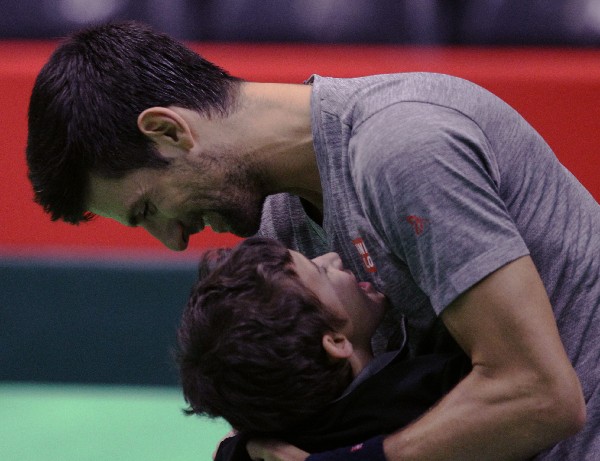 Novak Djokovic sigue siendo el número uno del mundo en el tenis. (Foto Prensa Libre: EFE).