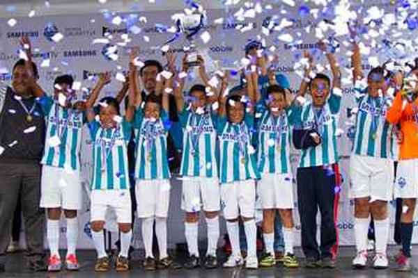 El colegio Mixto Belén se proclamó campeón de la Copa Samsung. (Foto Prensa Libre: cortesía Samsung)