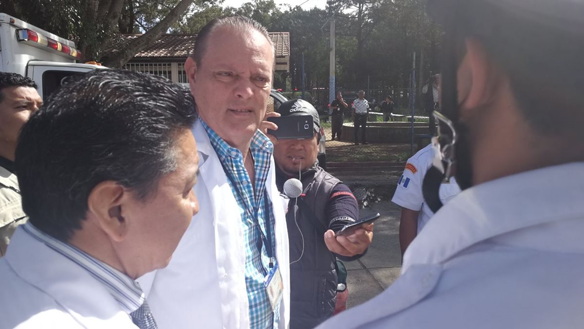 El director del hospital Roosevelt ha salidos a dar declaraciones a los medios de comunicación.