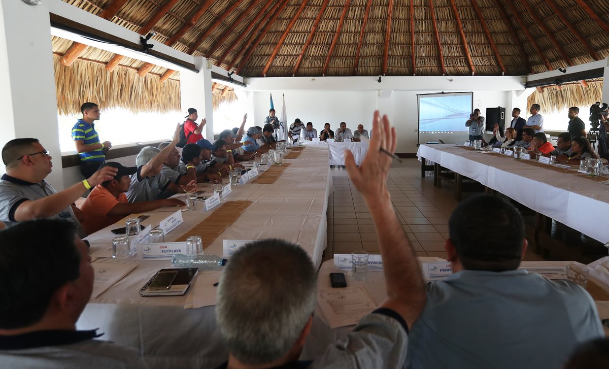 La Asamblea del Futbol se reunió el pasado 10 de febrero. (Foto Prensa Libre: Francisco Sánchez)
