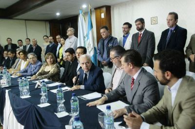 Mario Antonio Sandoval, vicepresidente del Consejo Administrativo de Prensa Libre, lamentó los hechos de violencia en el país. (Foto Prensa Libre: Álvaro Interiano)