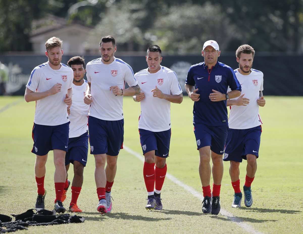 Los dirigidos por Jürgen Klinsmann, se sienten motivados tras la abultada victoria frente a San Vicente y las Granadinas. (Foto Prensa Libre: AP)