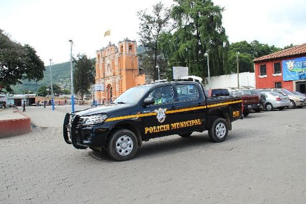 Patrulla que le fue asignada a la Policía Comunitaria de Jocotenango, Sacatepéquez,  legalizada el año pasado,  y que brinda seguridad en ese  municipio.