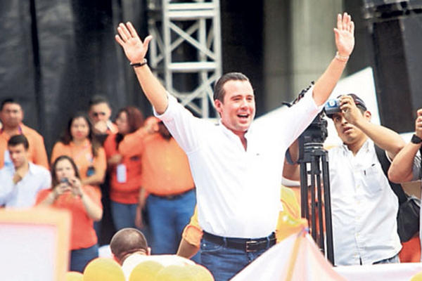 El Tribunal Supremo Electoral (TSE) suspendió al Partido Patriota luego de haber proclamado a Alejandro Sinibaldi, exministro de Comunicaciones, como candidato a la Presidencia por esa organización partidaria.