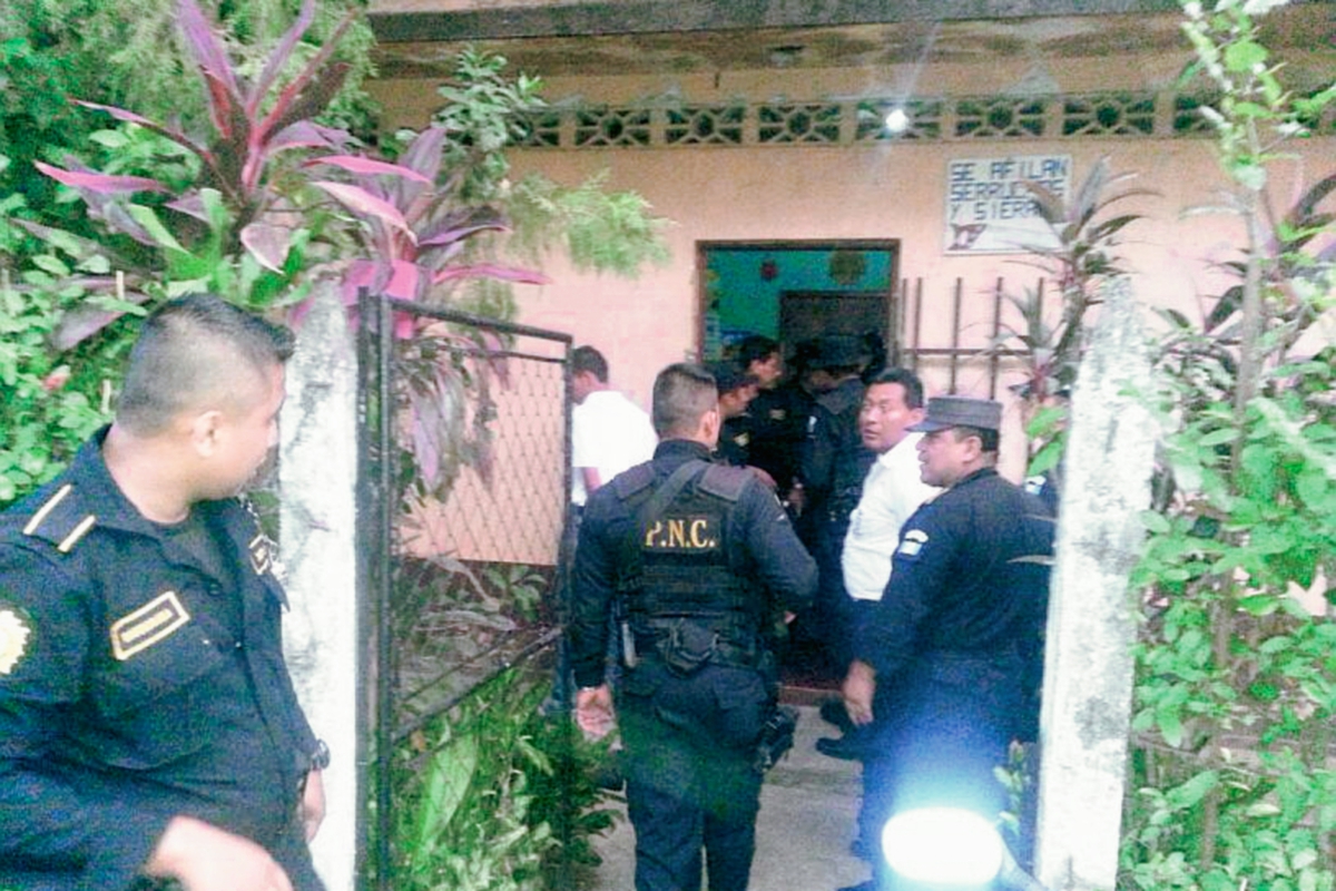 Vivienda donde fueron rescatadas dos menores, en Retalhuleu. (Foto Prensa Libre: Rolando Miranda)