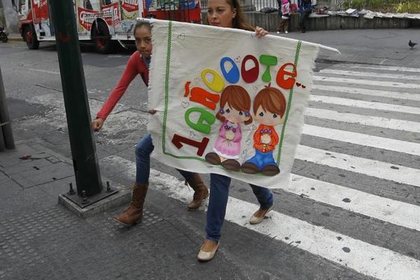 Parejas celebran el Día del Cariño. (Foto Prensa Libre: Rodrigo Méndez)
