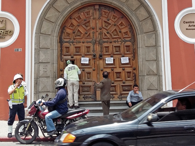 Correos y Telégrafos fue concesionada por primera vez en 1998 a la empresa canadiense International Post Services. (Foto Prensa Libre: Edwin Bercián)