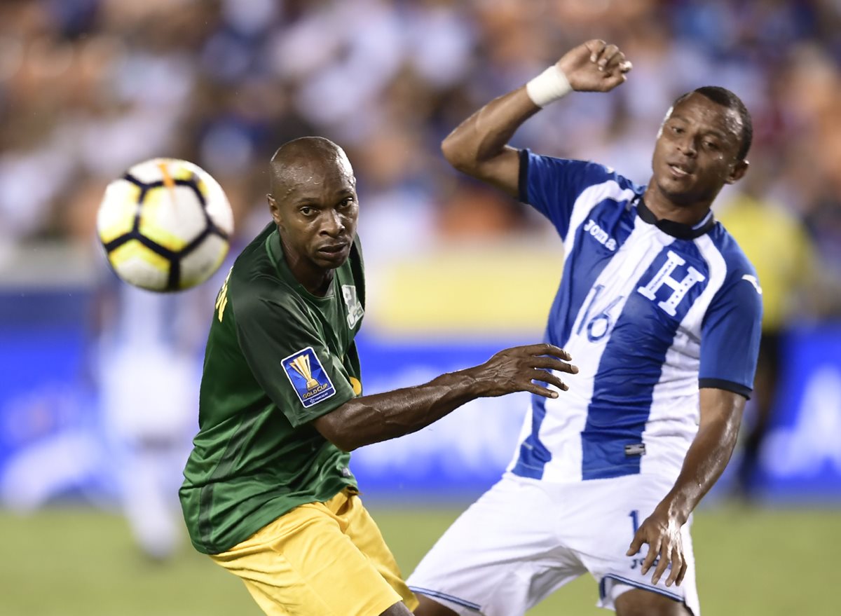 Honduras y Guyana empataron sin goles en la segunda jornada de la Copa Oro, resultado que los obliga a ganar en la próxima fecha para optar a una clasificación. (Foto Prensa Libre: AFP)