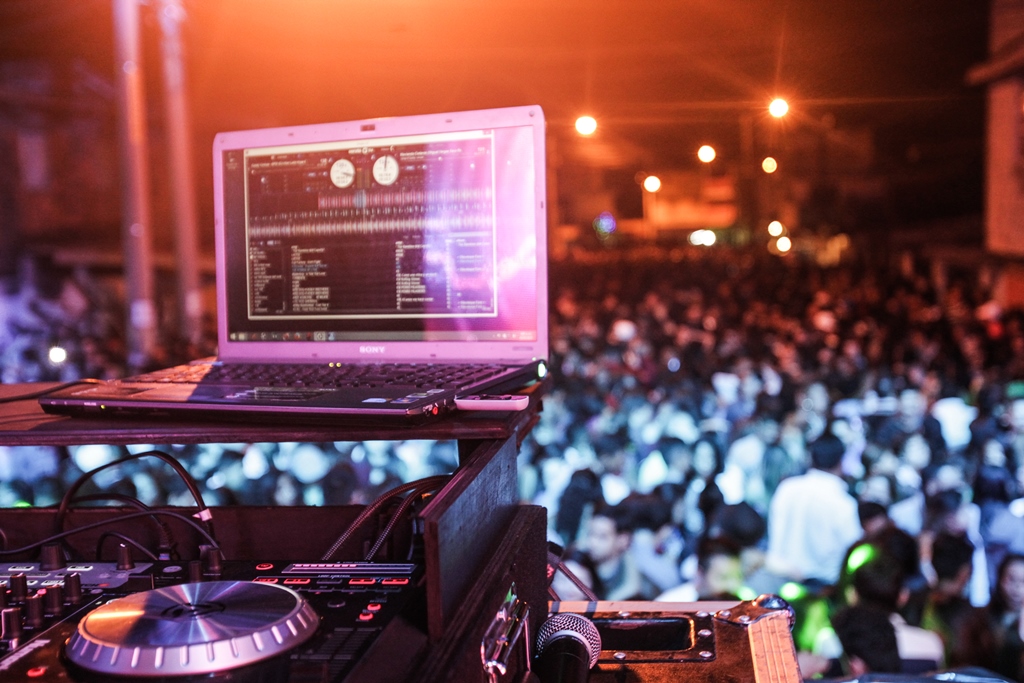 La fiesta de Año Nuevo de la colonia Justo Rufino Barrios es de las más populares en Guatemala. (Foto Prensa Libre: Keneth Cruz)