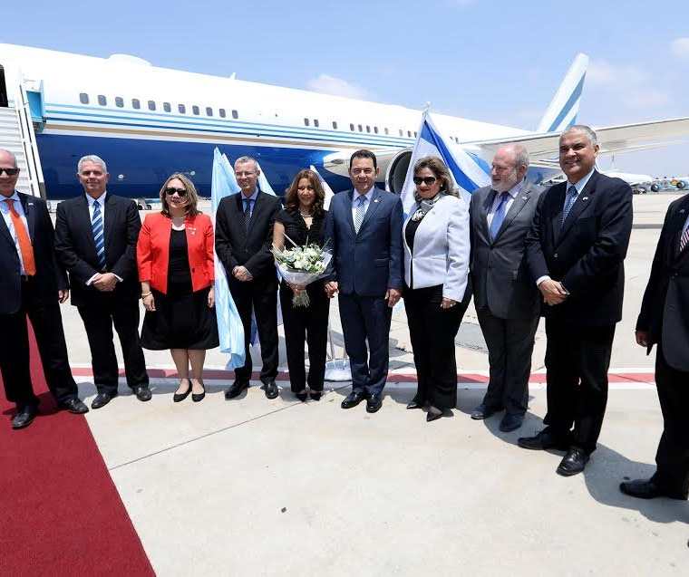 El avión es propiedad de la empresa Interface Operations LL, pertenece a Sheldon Adelson, financista de Donald Trump. (Foto Prensa Libre: Hemeroteca PL)