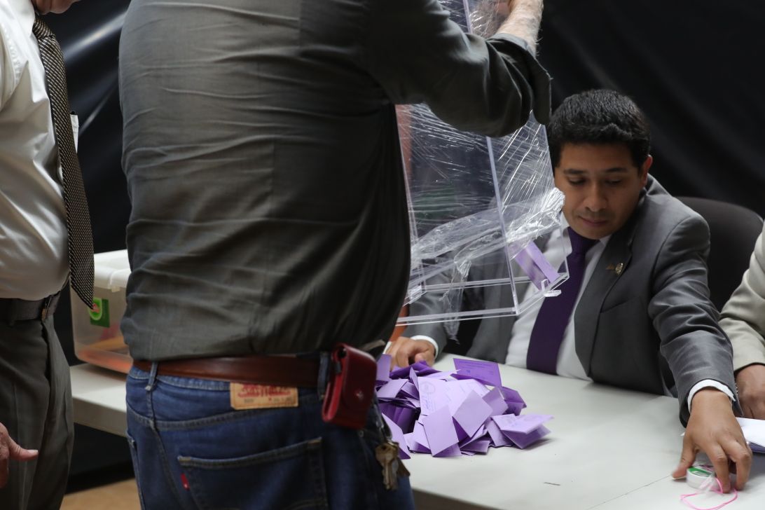 El conteo de votos empezó a las 20:00hrs en la facultad de Ingeniería