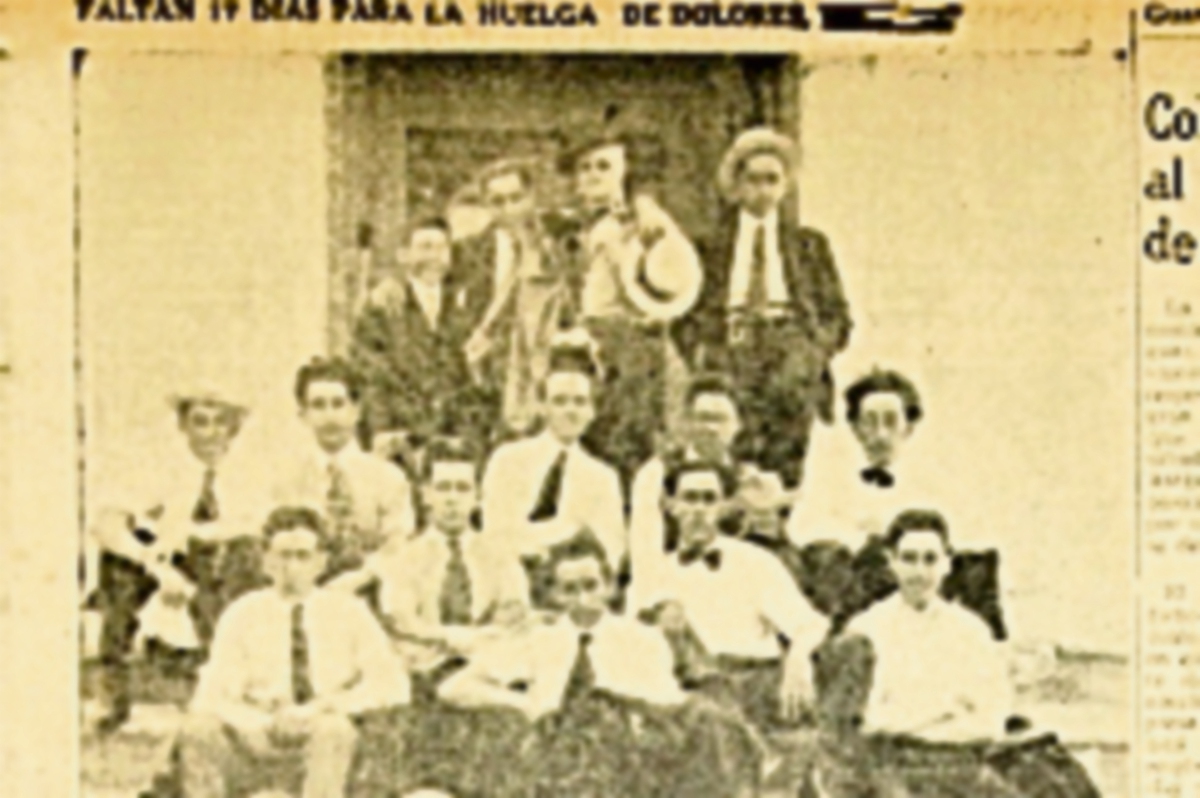 Ideólogos de  la Huelga de Dolores, entre ellos Miguel Ángel Asturias (Foto Prensa Libre: Hemeroteca)
